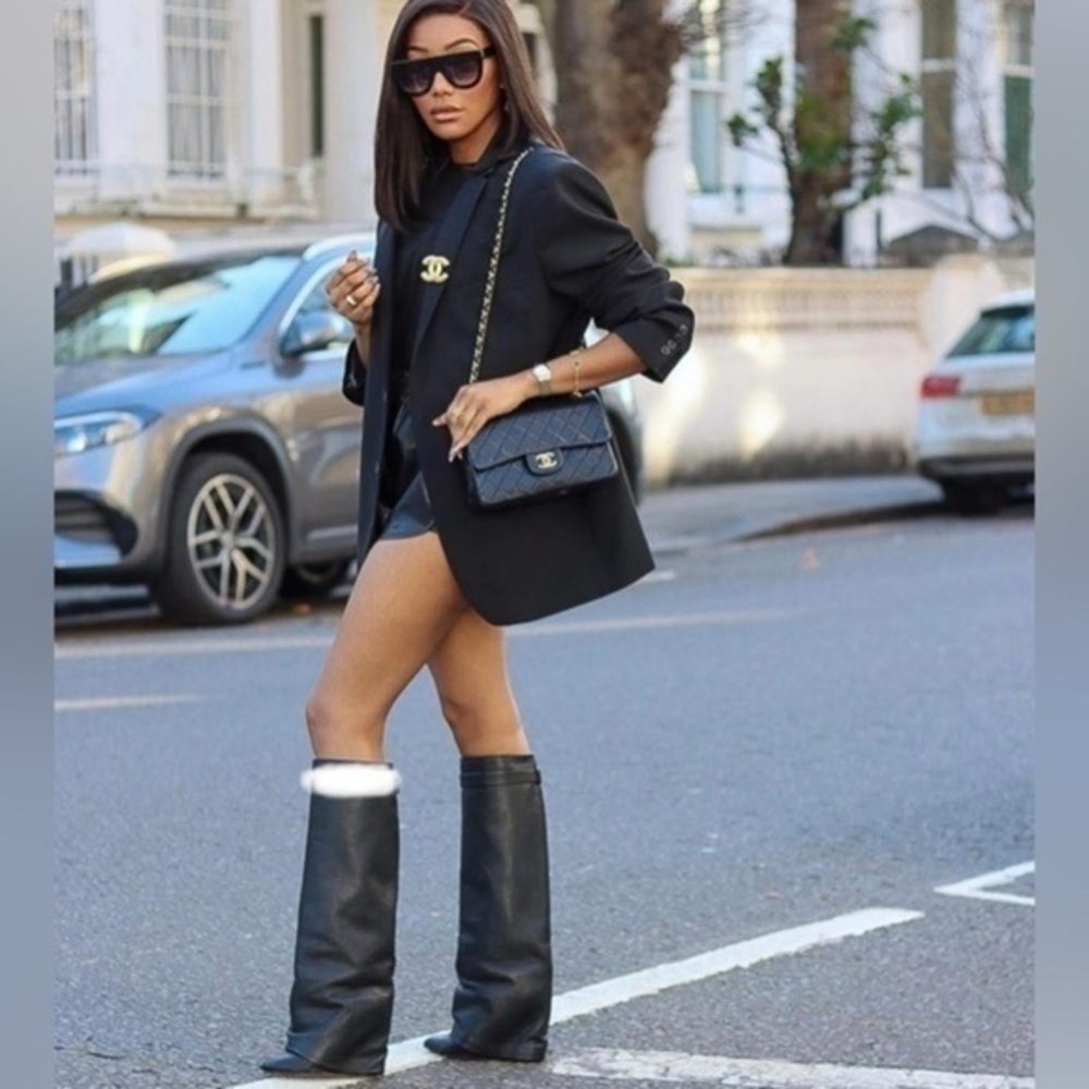 ZARA Heeled Knee high gaiter boots 1005/310